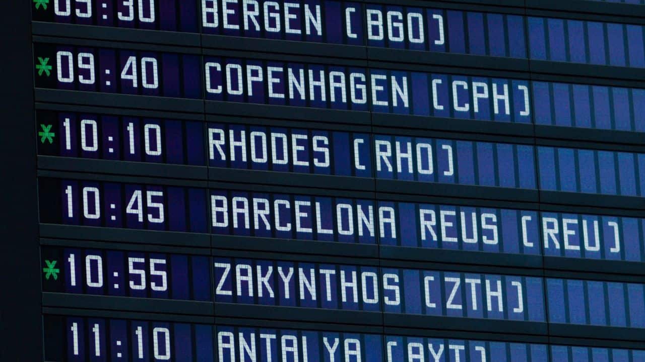 Gdansk Airport Guide